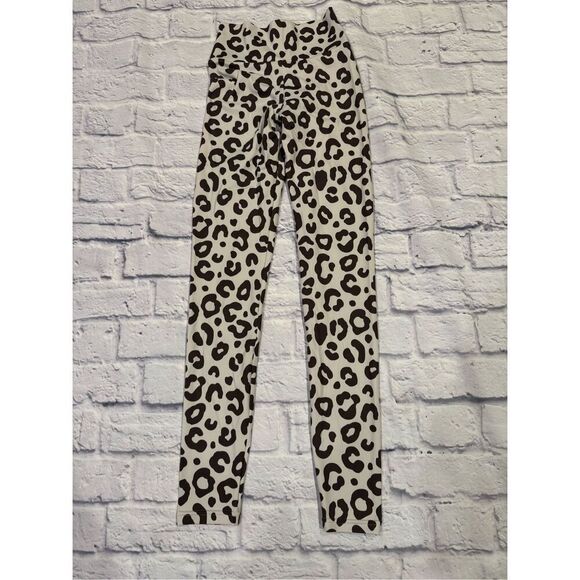 Celestial Bodiez OG Ultra High Rise Leggings in Snow Leopardess in White Size S - Picture 4 of 6